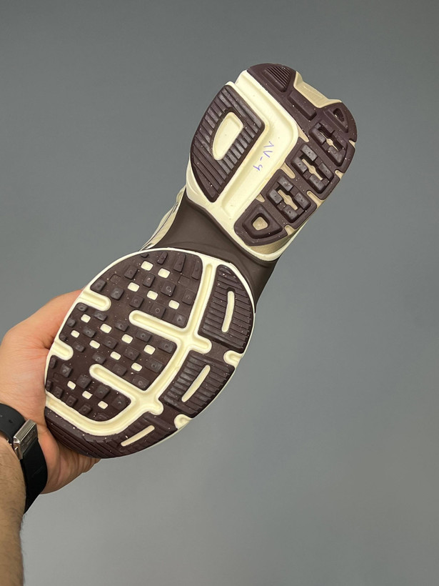 نایک وی تو کی موکاNike v2k run کد103