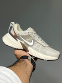 نایک وی تو کی موکا عسلیNike v2k run کد105