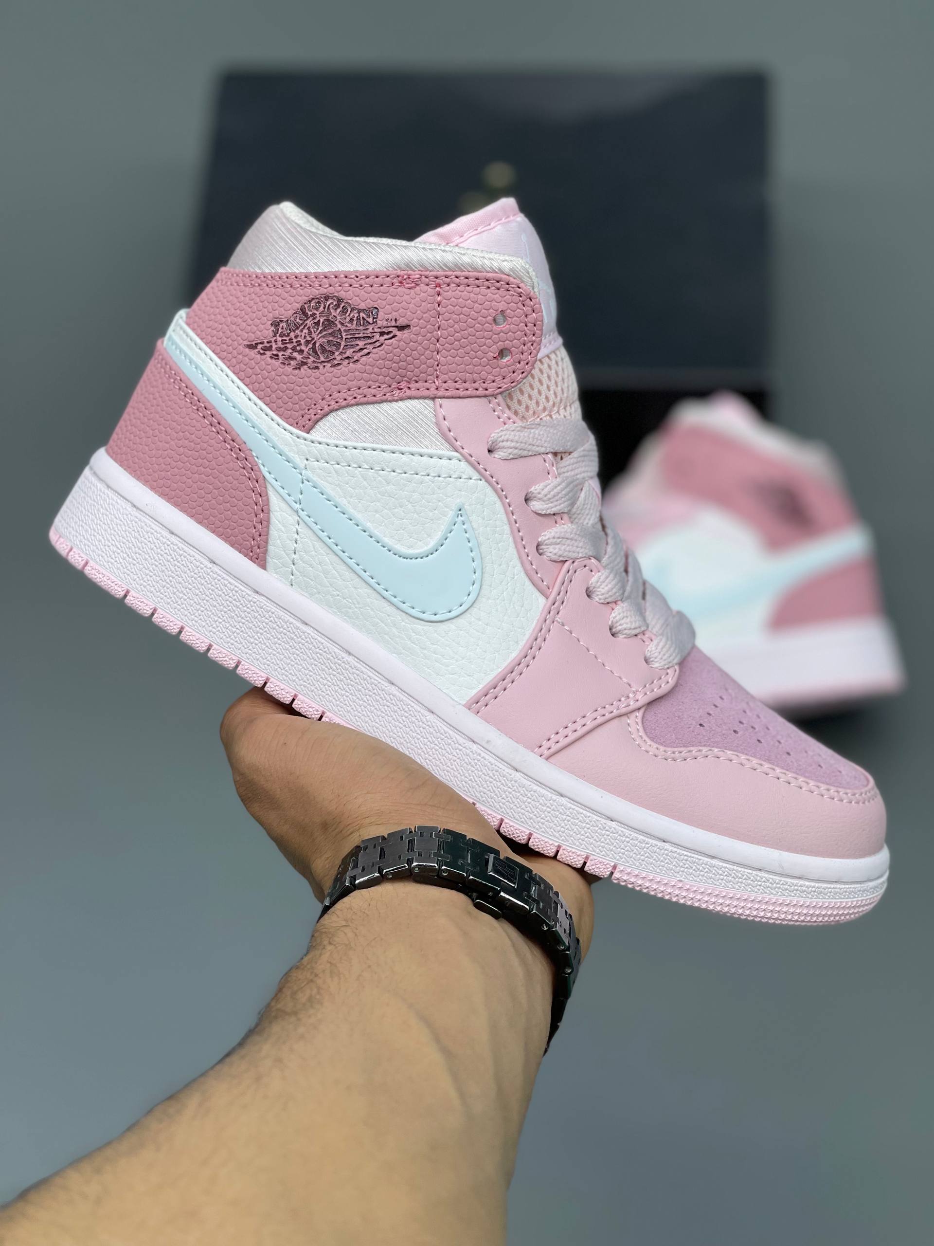 جردن 1 ساقدار صورتی  Air Jordan1
