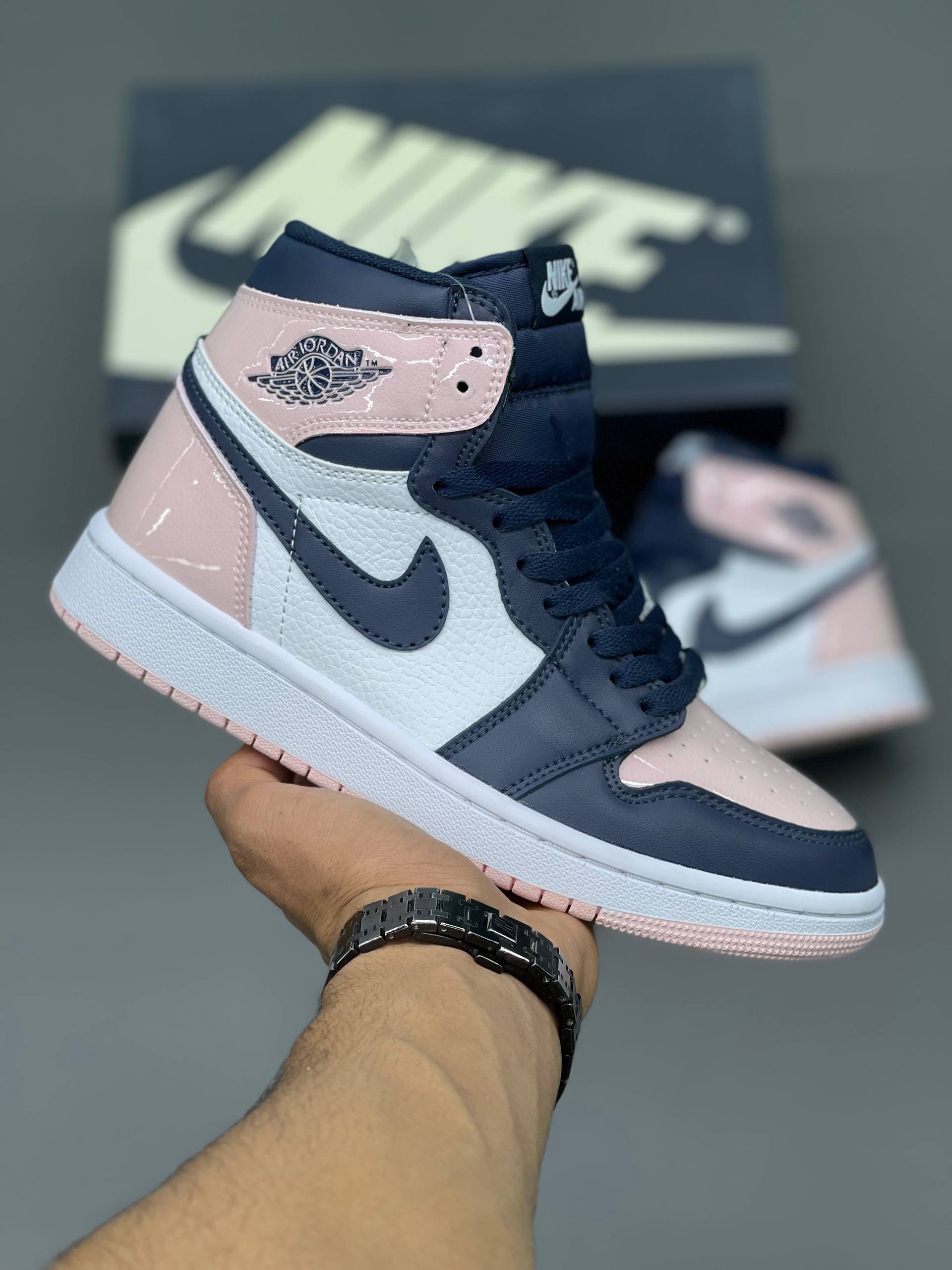 جردن 1 ساقدار  Air Jordan1